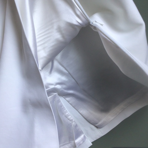 White Straight Linen Blend Skirt Sz 10 front & rear zippers. Excellent condition - Picture 4 of 10